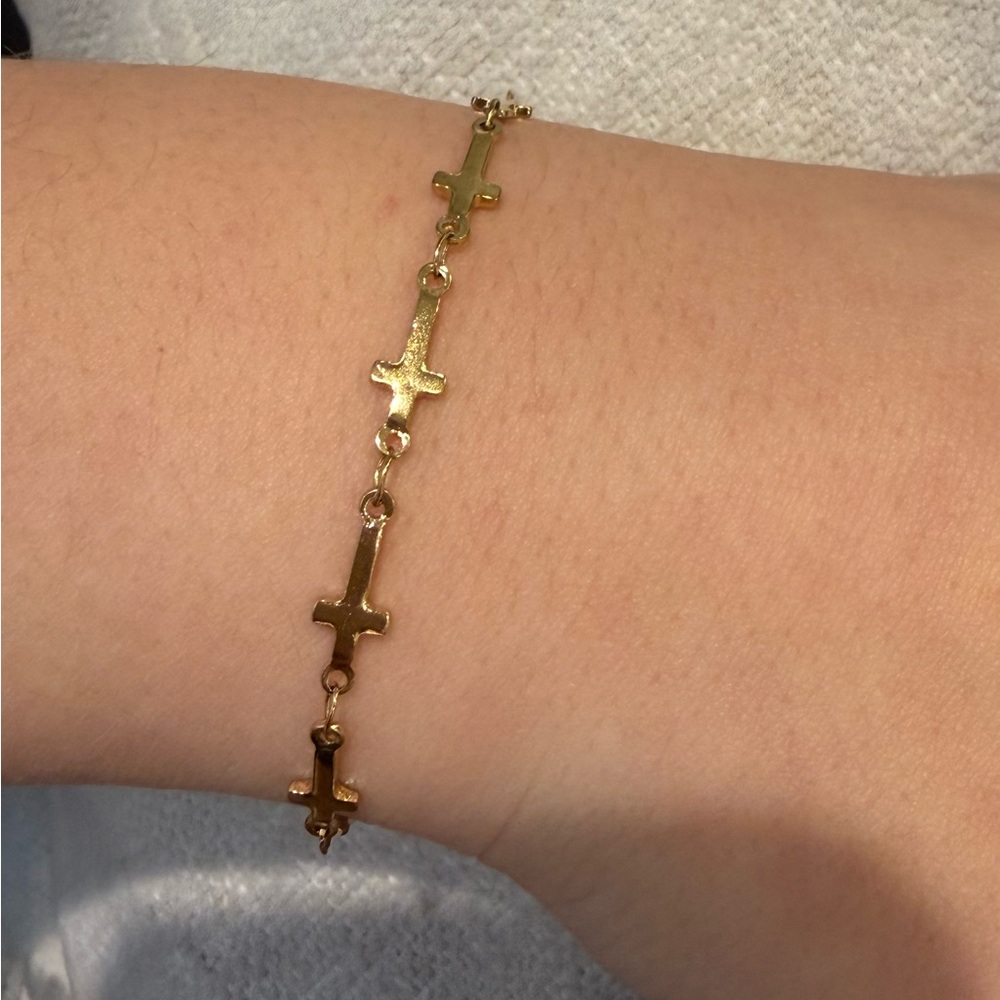 Gold Cross Chain Bracelet | Minimal Faith Jewelry | Adjustable Clasp